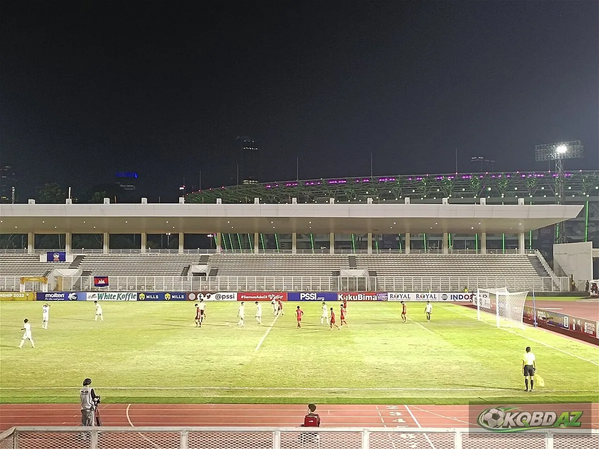 Trận U19 Lào gặp Campuchia dưới ánh đèn ở giải U19 Đông Nam Á 2022