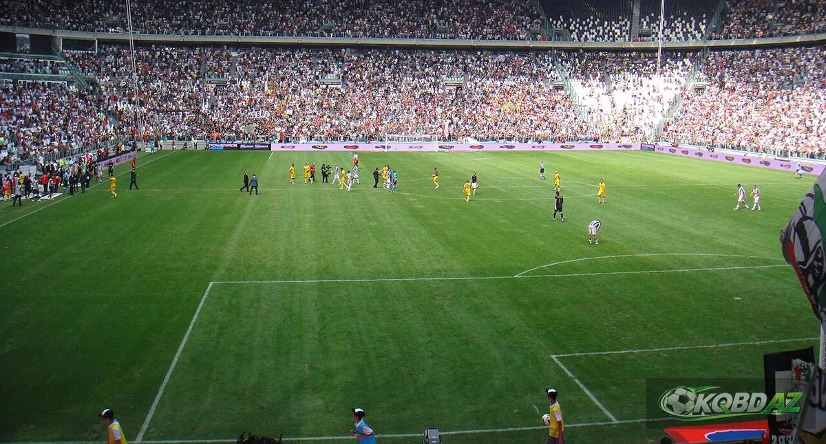 Khán đài Juventus Stadium ở Turin trong trận Serie A năm 2011