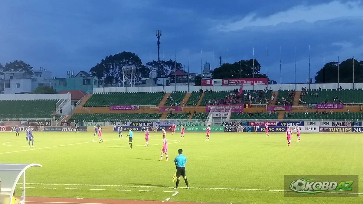 Trận Sài Gòn FC gặp Becamex Bình Dương ở vòng 21 V.League 2018 trên sân Thống Nhất