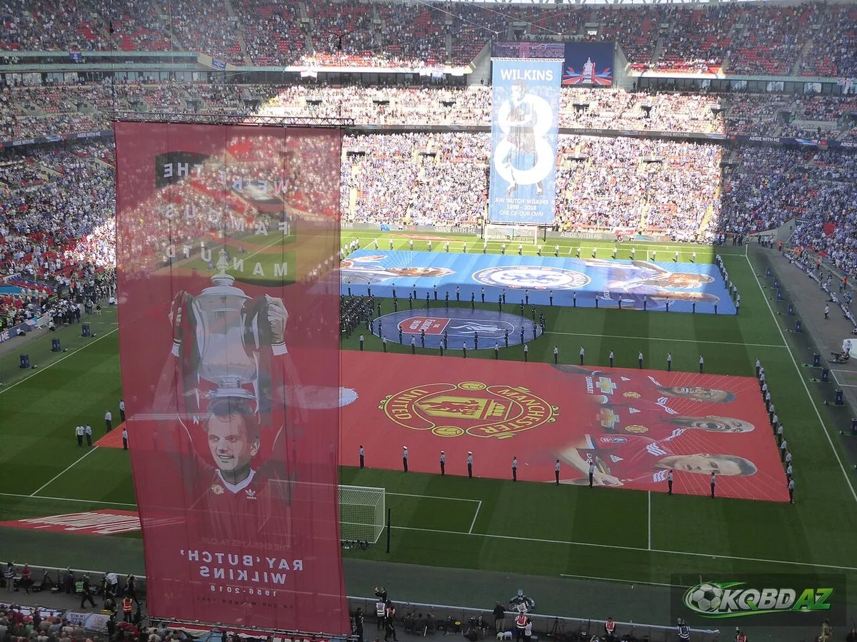 Sân Wembley trước trận chung kết FA Cup 2018 giữa Chelsea và Manchester United